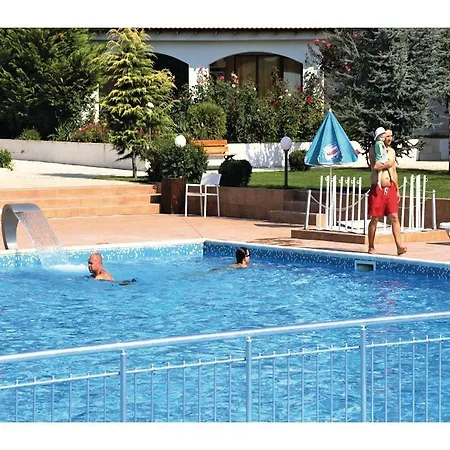 Two-bedroom Holiday In Casa vacanze *